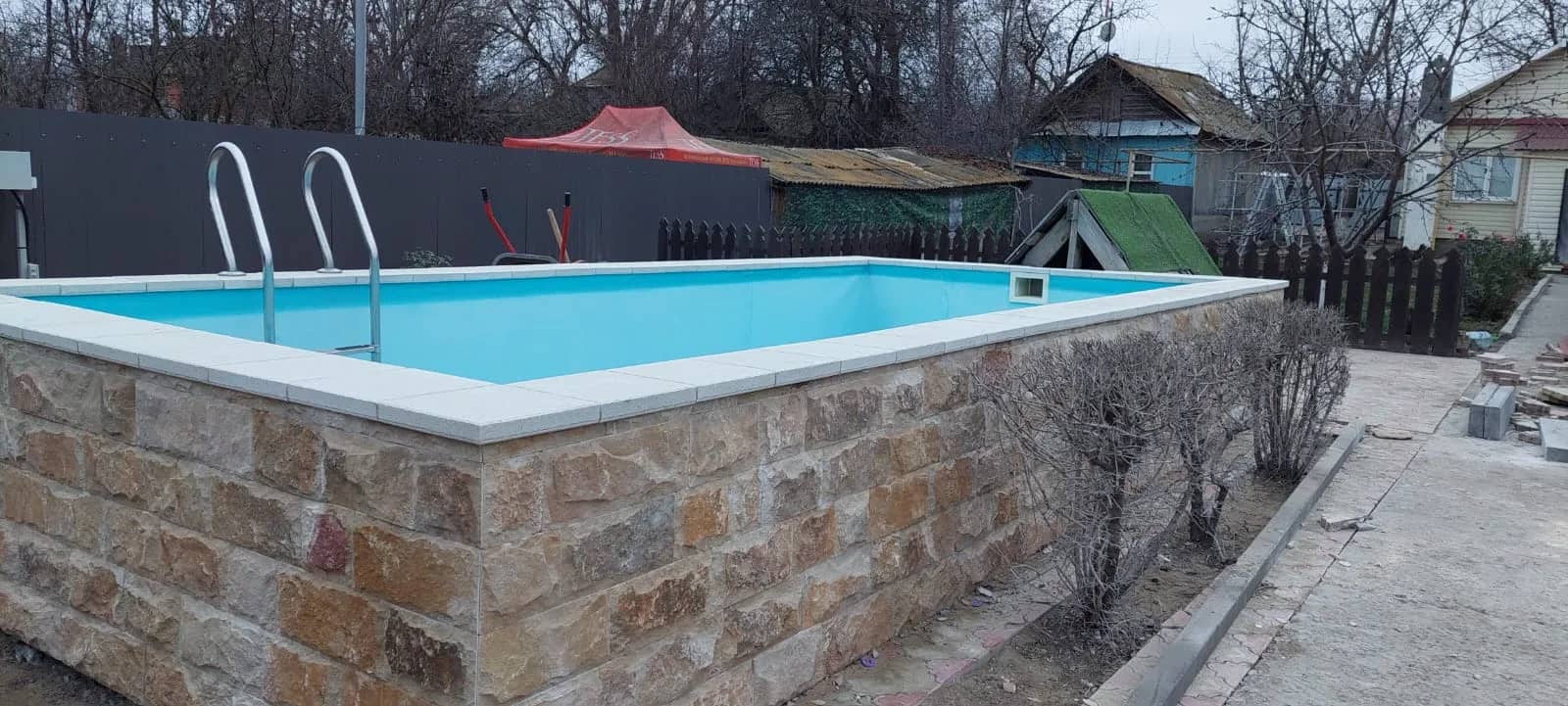 Копинговый камень 