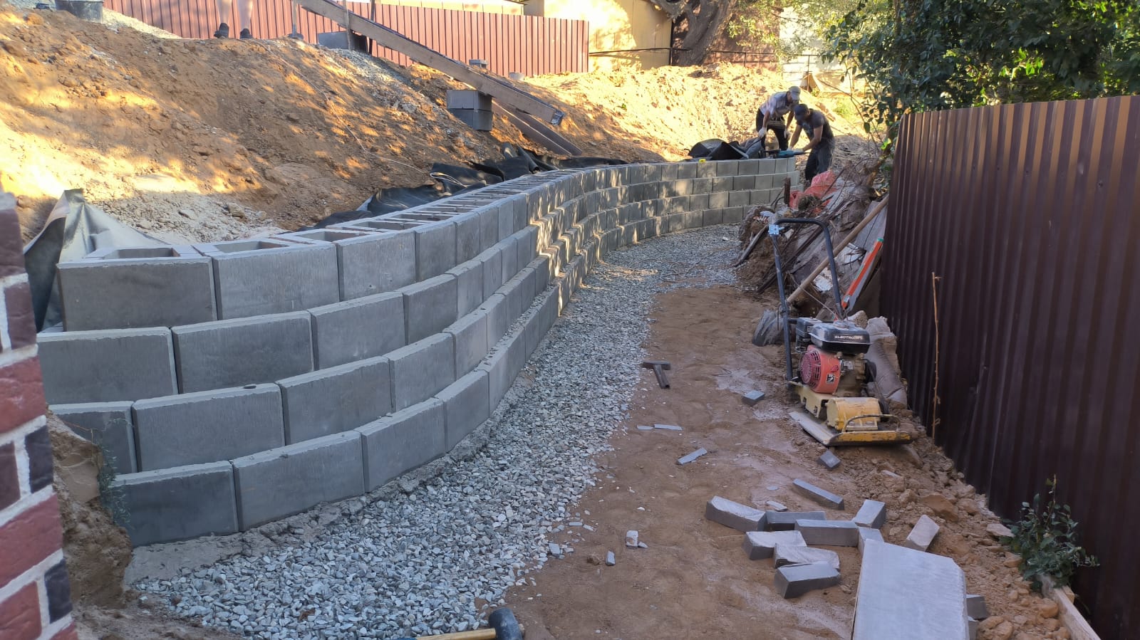 Подпорные блоки