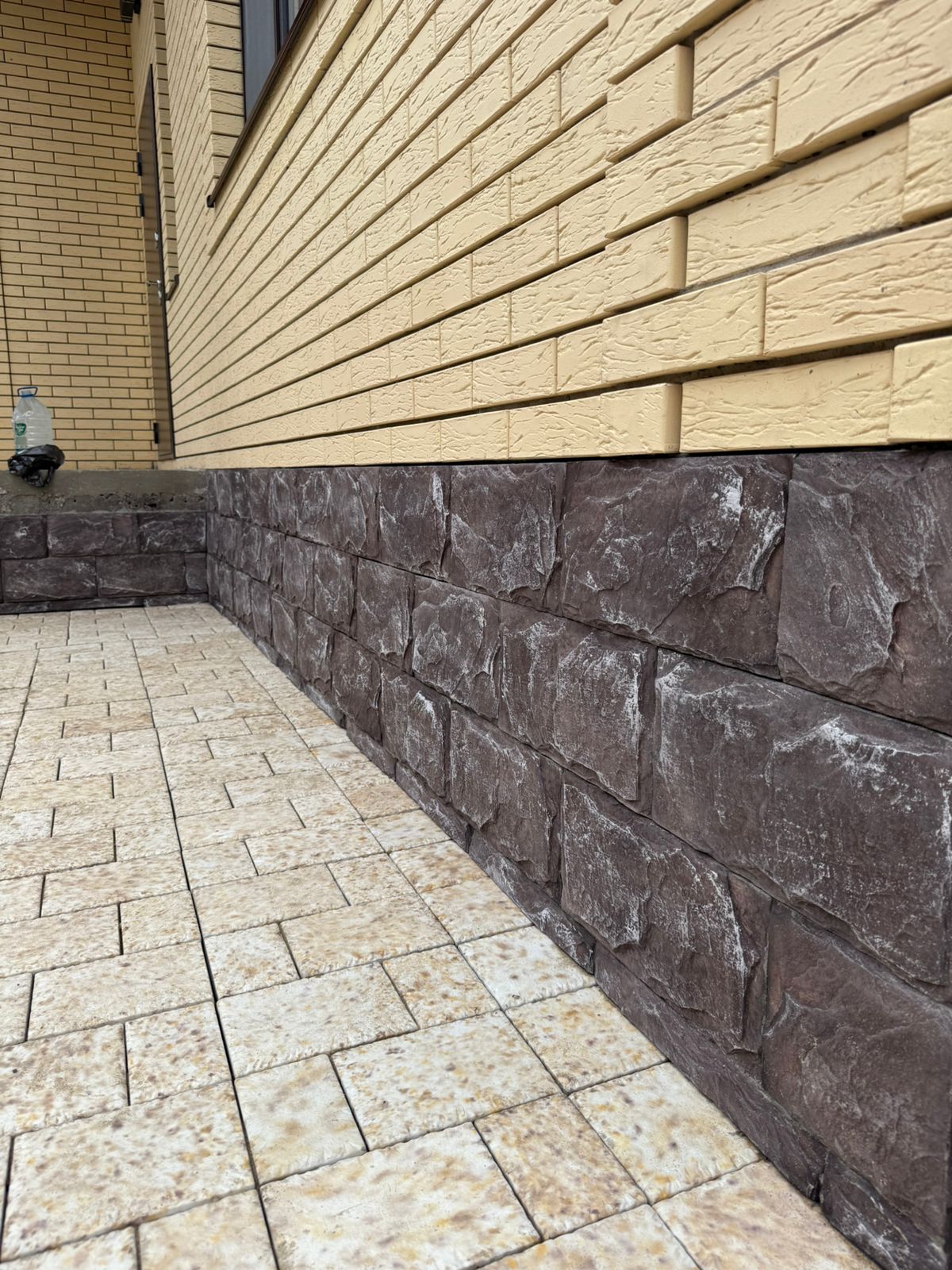 Декоративный Камень Леон